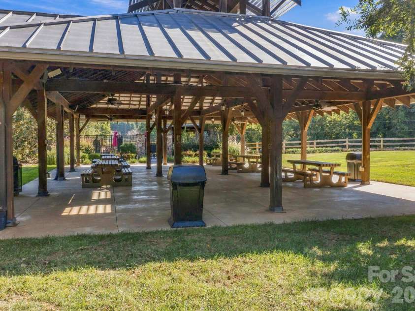 105 Alder Springs Lane, Mooresville, NC 28117.  MLS# CAR4432434, YatesRealty ID 56922. 
