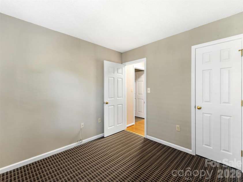 727 Clayfield Court, Charlotte, NC 28209.  MLS# CAR4434507, YatesRealty ID 56924. 3rd Bedroom
