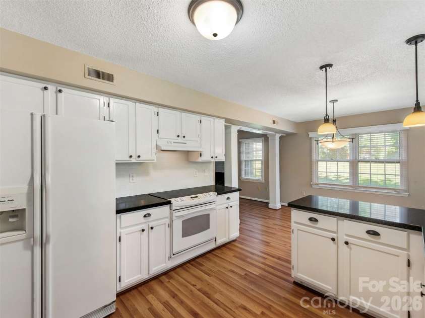 727 Clayfield Court, Charlotte, NC 28209.  MLS# CAR4434507, YatesRealty ID 56924. 
