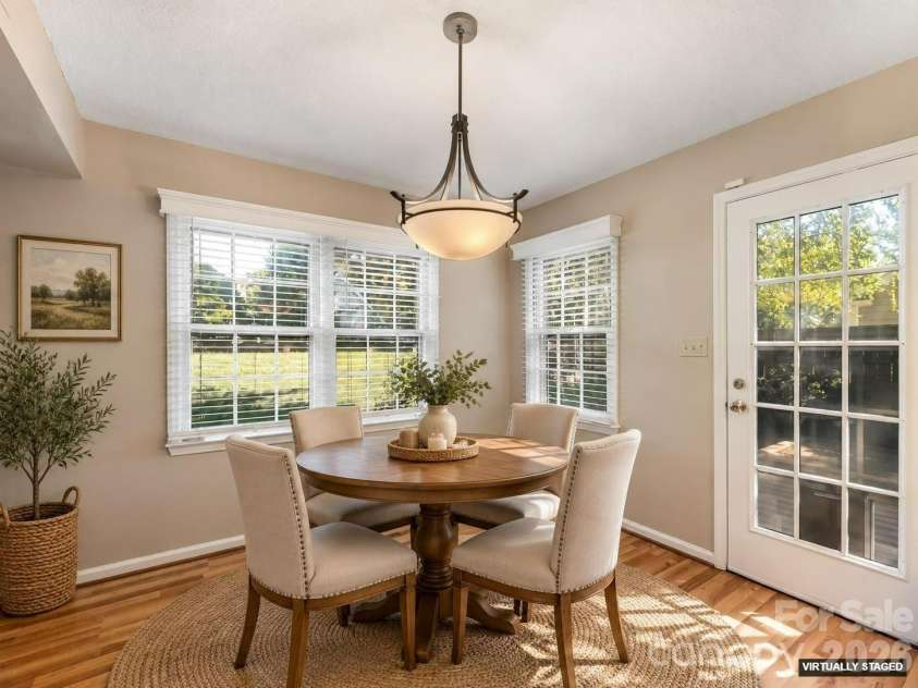 727 Clayfield Court, Charlotte, NC 28209.  MLS# CAR4434507, YatesRealty ID 56924. 