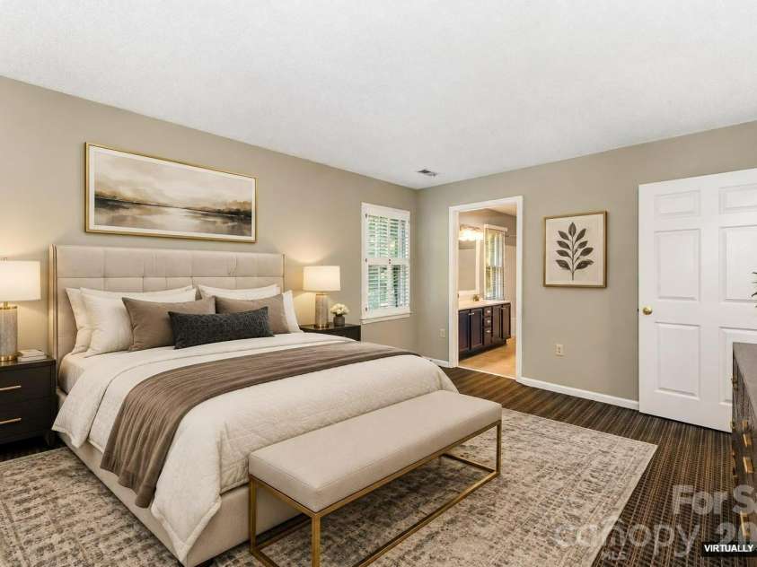 727 Clayfield Court, Charlotte, NC 28209.  MLS# CAR4434507, YatesRealty ID 56924. 