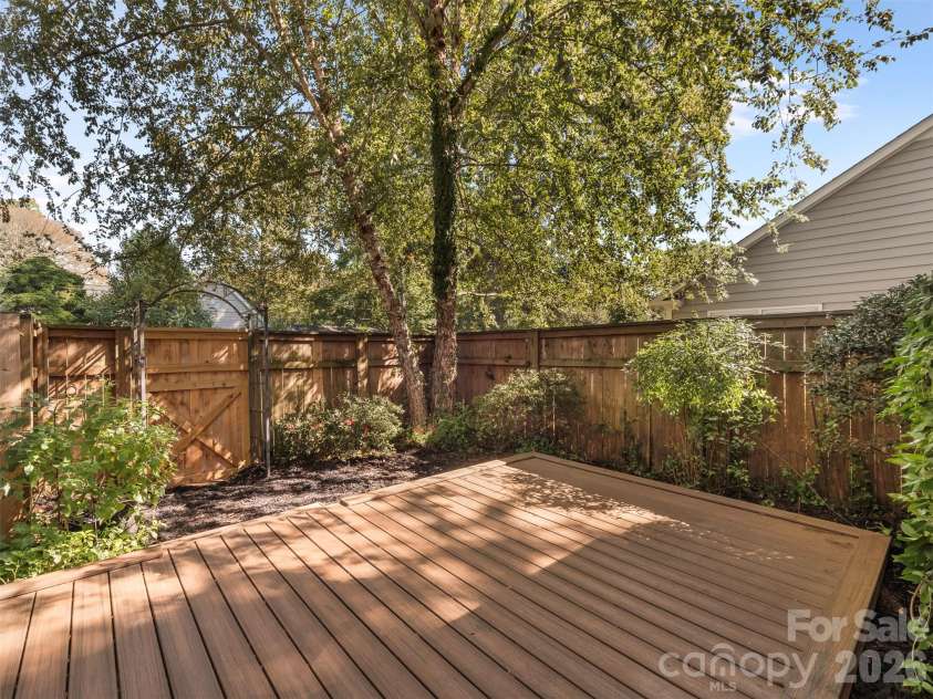 727 Clayfield Court, Charlotte, NC 28209.  MLS# CAR4434507, YatesRealty ID 56924. Back Patio