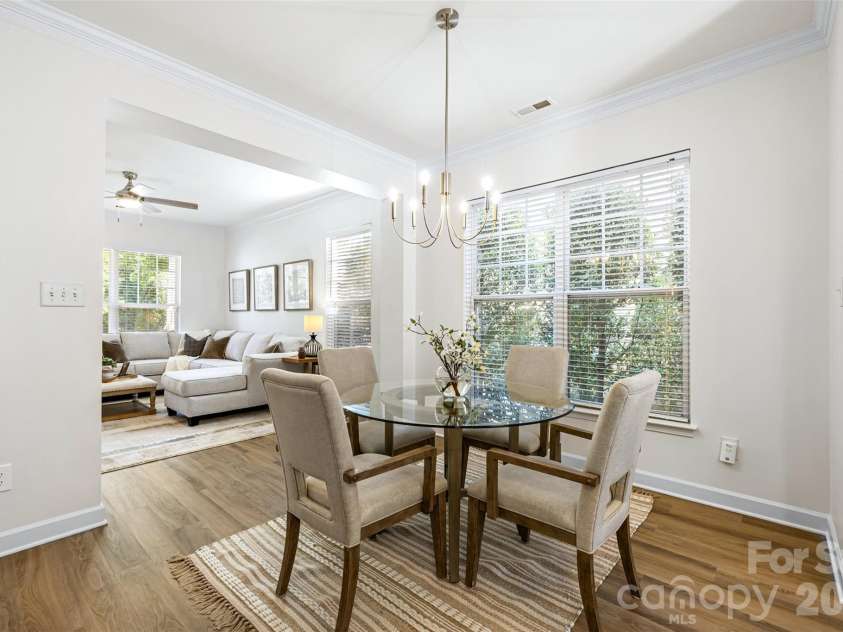 5045 Prosperity Church Road, Charlotte, NC 28269.  MLS# CAR4435016, YatesRealty ID 56928. 