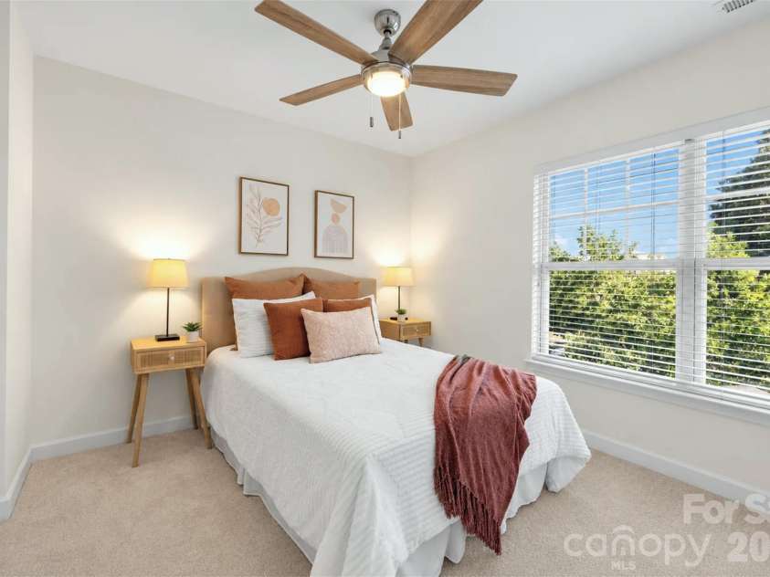 5045 Prosperity Church Road, Charlotte, NC 28269.  MLS# CAR4435016, YatesRealty ID 56928. 