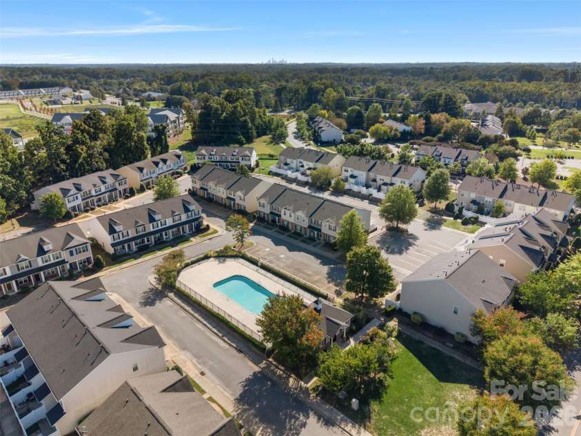 5045 Prosperity Church Road, Charlotte, NC 28269.  MLS# CAR4435016, YatesRealty ID 56928. 
