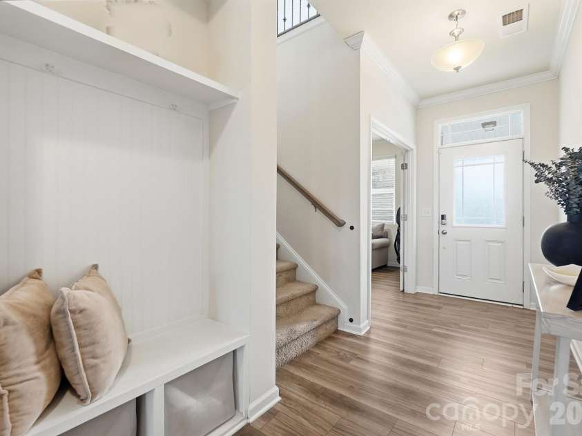 19020 Hawk Haven Lane, Charlotte, NC 28278.  MLS# CAR4434892, YatesRealty ID 56929. 