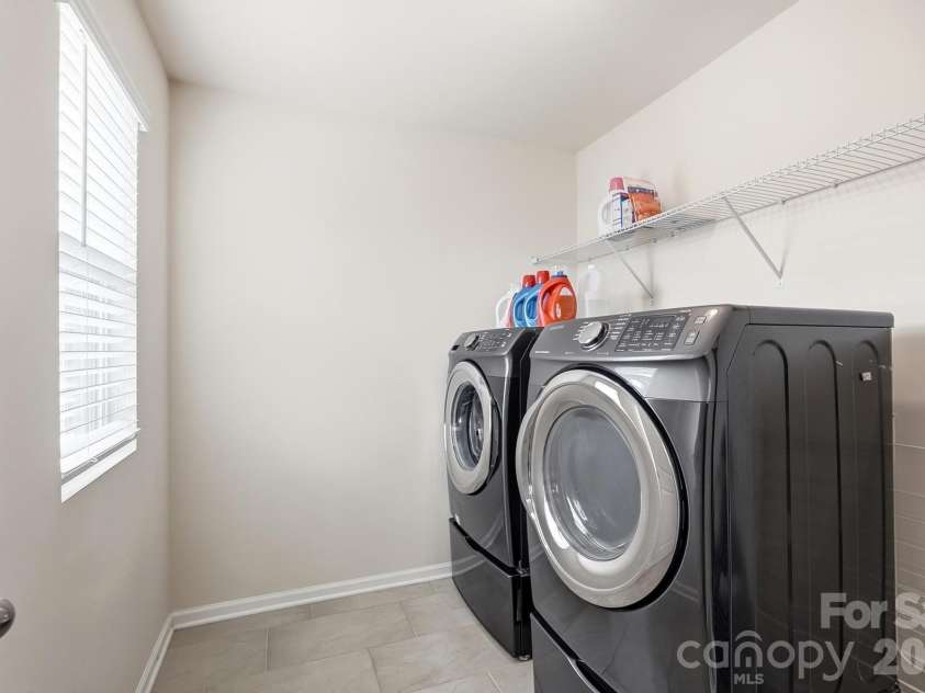19020 Hawk Haven Lane, Charlotte, NC 28278.  MLS# CAR4434892, YatesRealty ID 56929. 