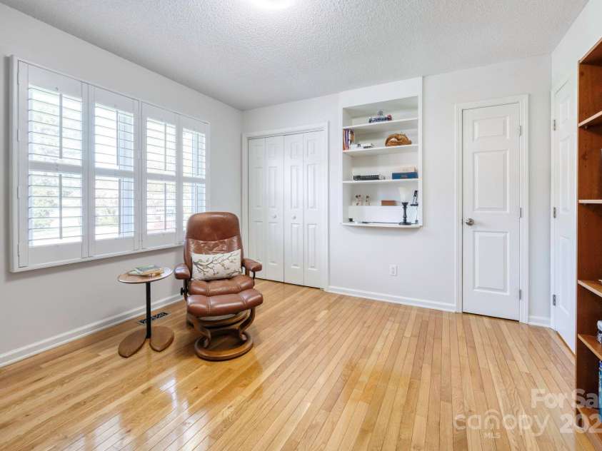 65 Forest Lake Drive, Asheville, NC 28803.  MLS# CAR4245225, YatesRealty ID 5693. Built-in shelving