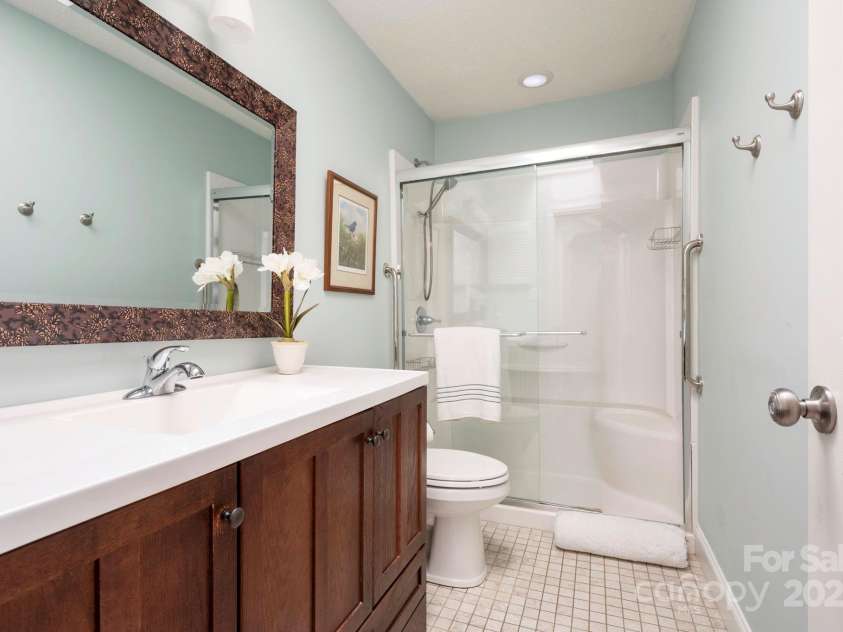65 Forest Lake Drive, Asheville, NC 28803.  MLS# CAR4245225, YatesRealty ID 5693. Ensuite Bathroom