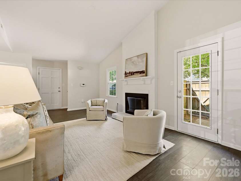 3105 Stone Orchard Place, Charlotte, NC 28209.  MLS# CAR4434729, YatesRealty ID 56932. 
