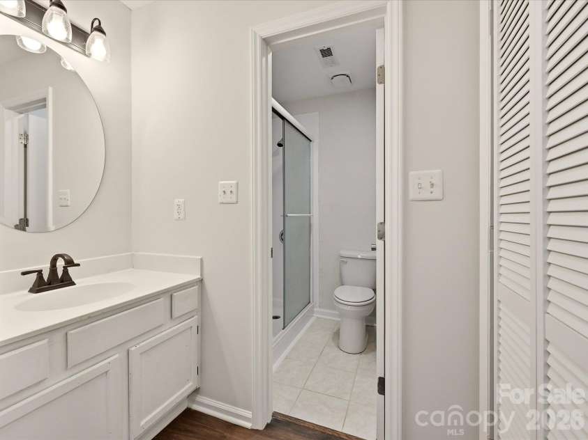 3105 Stone Orchard Place, Charlotte, NC 28209.  MLS# CAR4434729, YatesRealty ID 56932. 