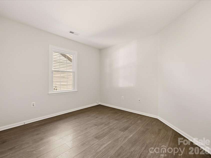 3105 Stone Orchard Place, Charlotte, NC 28209.  MLS# CAR4434729, YatesRealty ID 56932. 