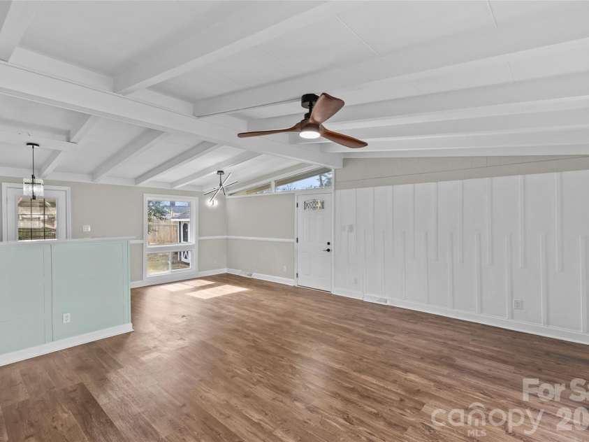 5426 Milford Road, Charlotte, NC 28210.  MLS# CAR4434774, YatesRealty ID 56933. 