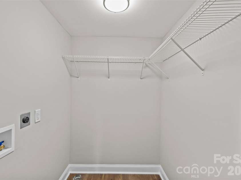 5426 Milford Road, Charlotte, NC 28210.  MLS# CAR4434774, YatesRealty ID 56933. 