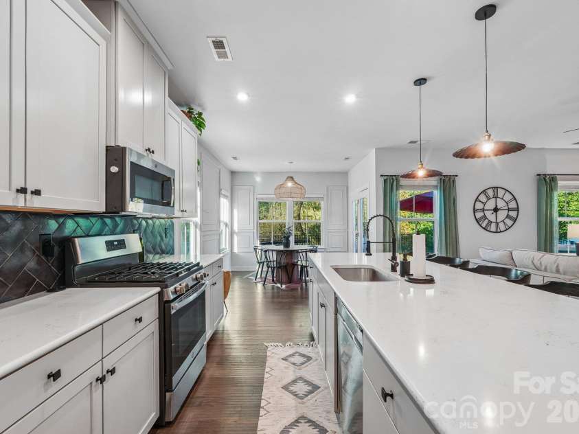 9840 Andres Duany Drive, Huntersville, NC 28078.  MLS# CAR4434486, YatesRealty ID 56934. 