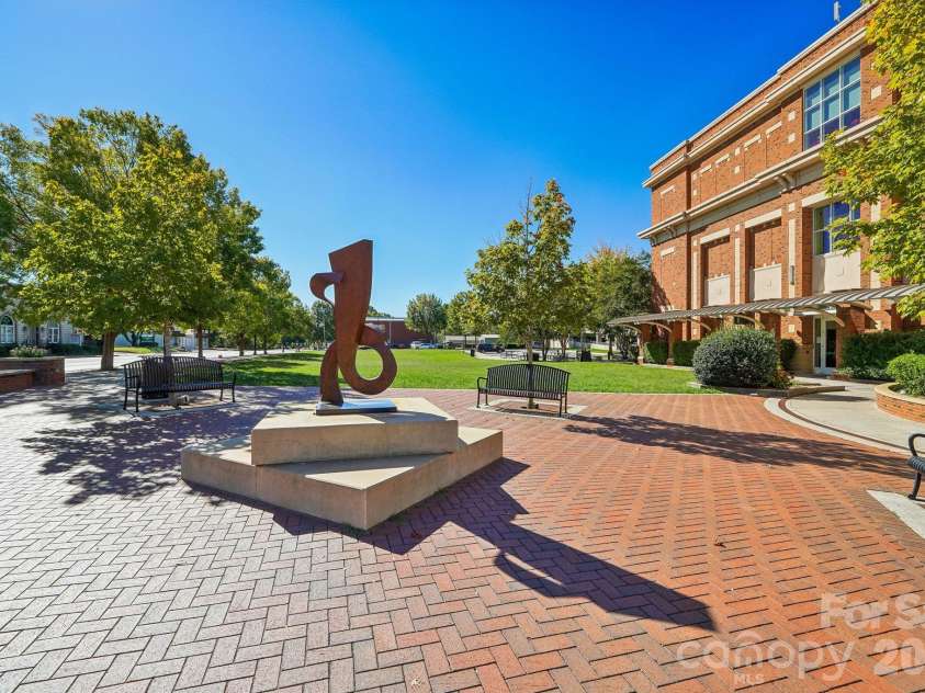 9840 Andres Duany Drive, Huntersville, NC 28078.  MLS# CAR4434486, YatesRealty ID 56934. 