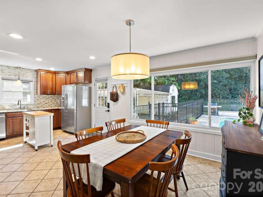 5908 Brookhaven Road, Charlotte, NC 28210.  MLS# CAR4434517, YatesRealty ID 56935. 