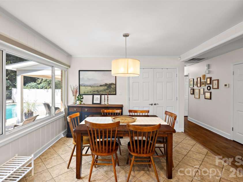 5908 Brookhaven Road, Charlotte, NC 28210.  MLS# CAR4434517, YatesRealty ID 56935. 