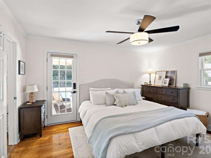 5908 Brookhaven Road, Charlotte, NC 28210.  MLS# CAR4434517, YatesRealty ID 56935. 
