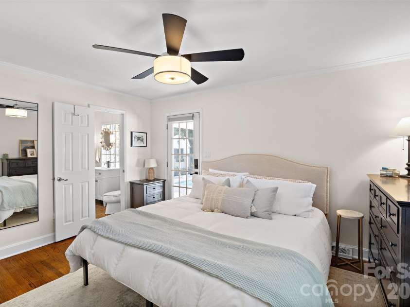 5908 Brookhaven Road, Charlotte, NC 28210.  MLS# CAR4434517, YatesRealty ID 56935. 