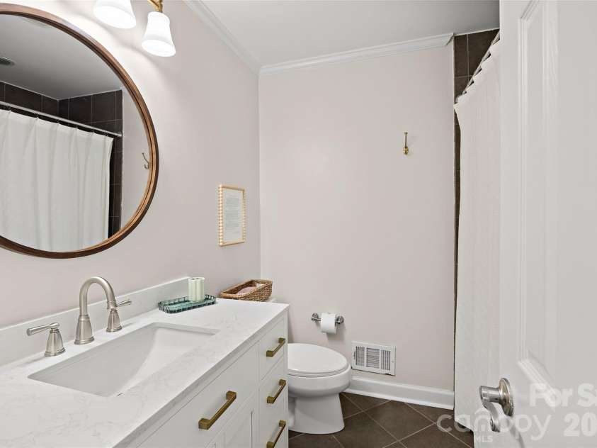 5908 Brookhaven Road, Charlotte, NC 28210.  MLS# CAR4434517, YatesRealty ID 56935. 
