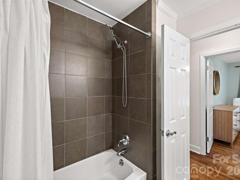 5908 Brookhaven Road, Charlotte, NC 28210.  MLS# CAR4434517, YatesRealty ID 56935. 