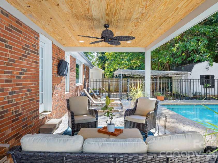 5908 Brookhaven Road, Charlotte, NC 28210.  MLS# CAR4434517, YatesRealty ID 56935. 