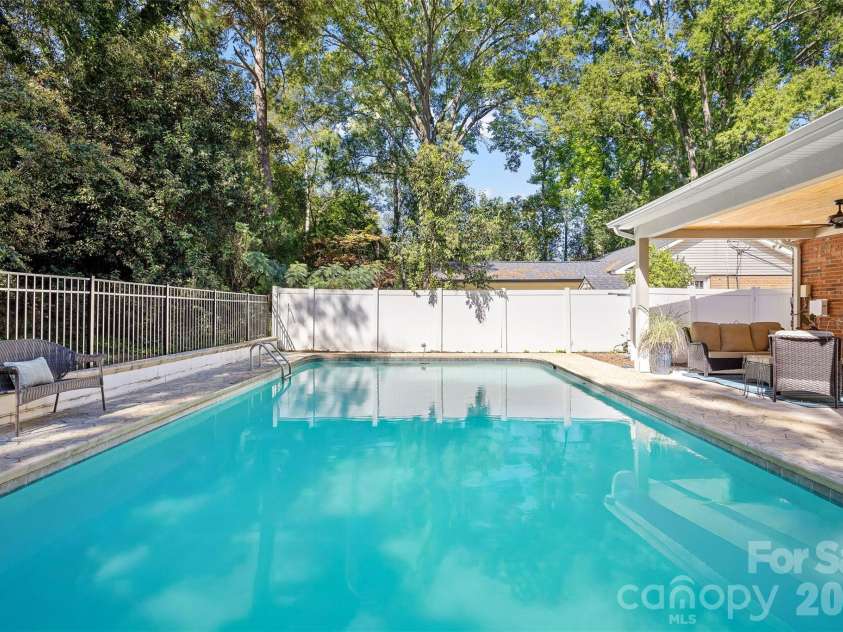5908 Brookhaven Road, Charlotte, NC 28210.  MLS# CAR4434517, YatesRealty ID 56935. 