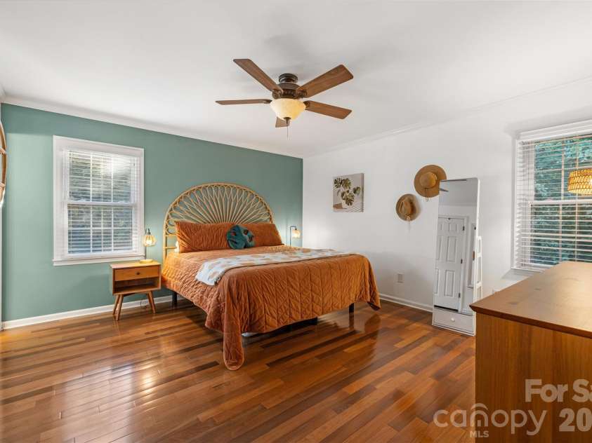 1118 Ford Drive, Lowell, NC 28098.  MLS# CAR4434513, YatesRealty ID 56936. 