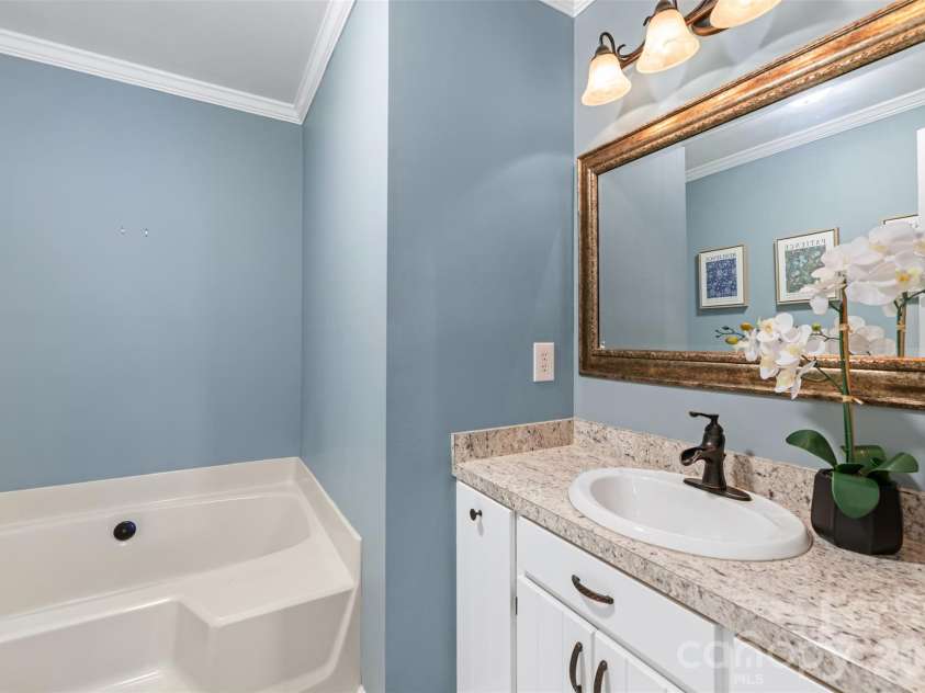 1118 Ford Drive, Lowell, NC 28098.  MLS# CAR4434513, YatesRealty ID 56936. 