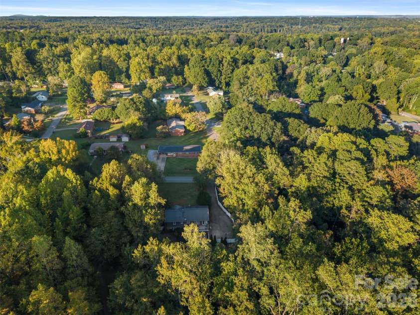 1118 Ford Drive, Lowell, NC 28098.  MLS# CAR4434513, YatesRealty ID 56936. 