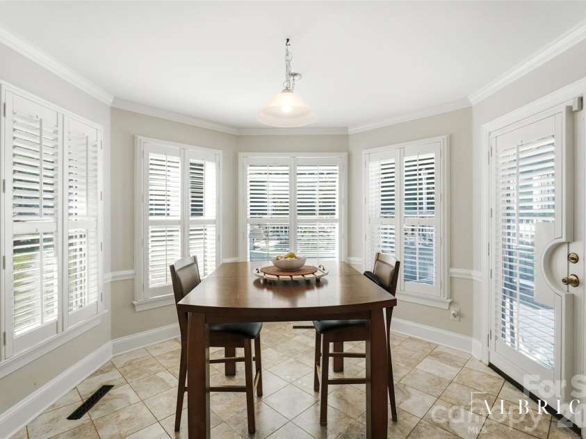 1419 Dennbriar Drive, Concord, NC 28027.  MLS# CAR4434471, YatesRealty ID 56938. Breakfast Nook