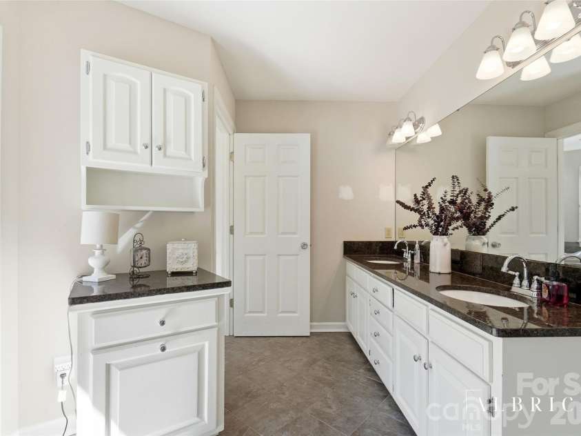 1419 Dennbriar Drive, Concord, NC 28027.  MLS# CAR4434471, YatesRealty ID 56938. Primary Bathroom