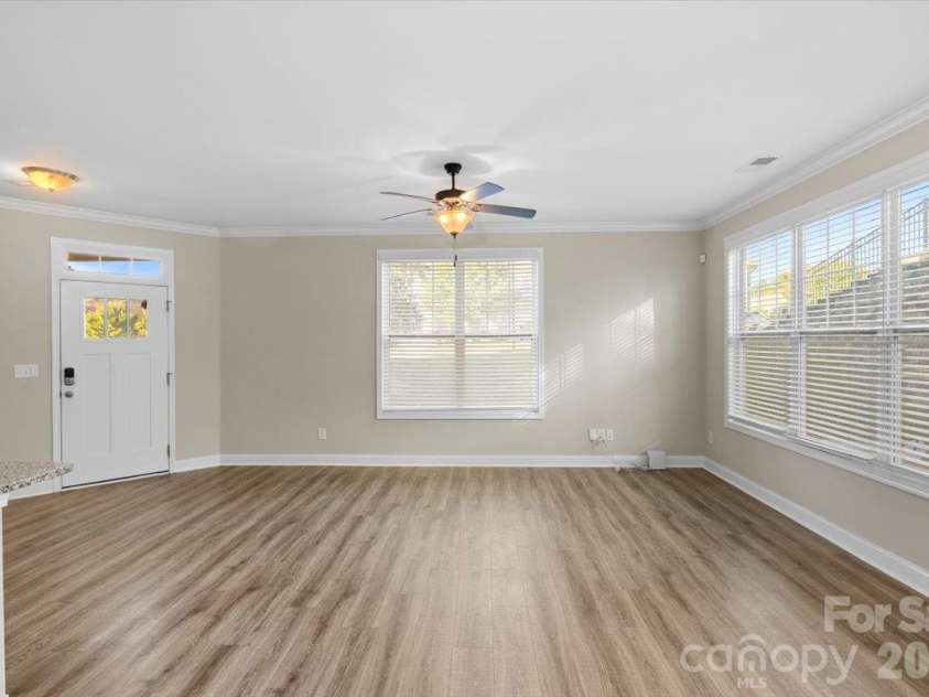 6556 Harris River Way, Charlotte, NC 28269.  MLS# CAR4434472, YatesRealty ID 56939. 