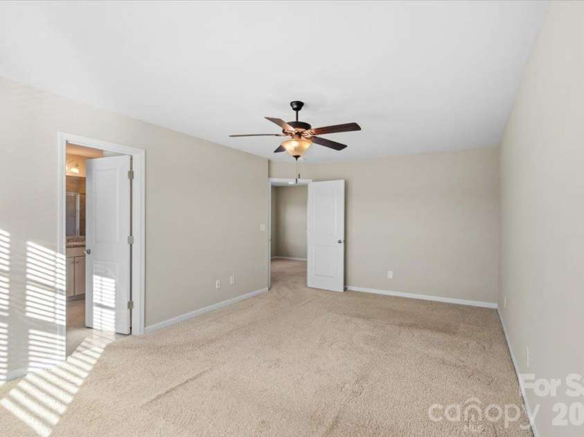6556 Harris River Way, Charlotte, NC 28269.  MLS# CAR4434472, YatesRealty ID 56939. 
