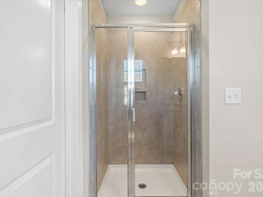 6556 Harris River Way, Charlotte, NC 28269.  MLS# CAR4434472, YatesRealty ID 56939. 