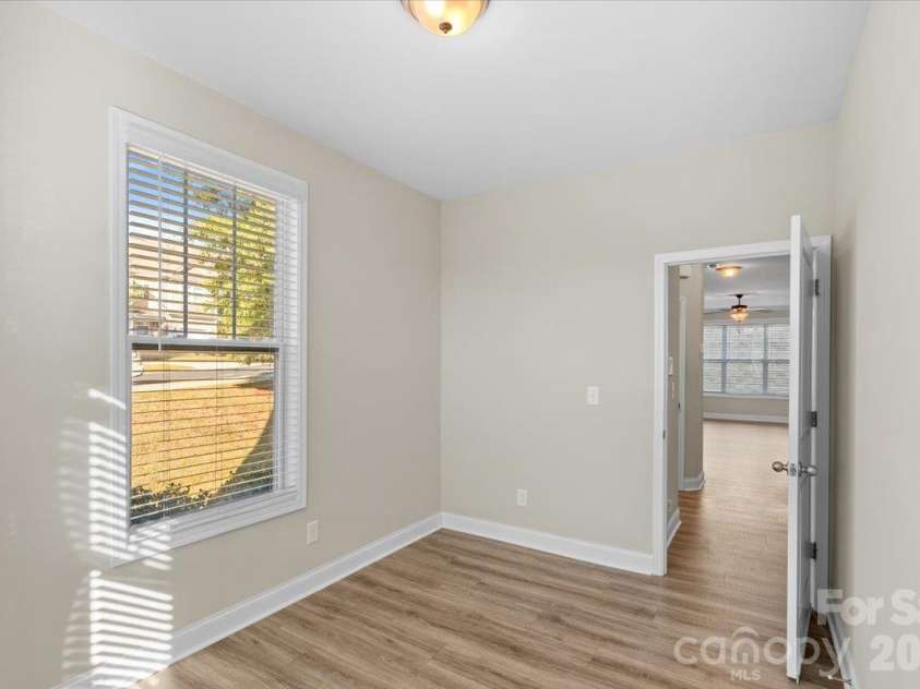 6556 Harris River Way, Charlotte, NC 28269.  MLS# CAR4434472, YatesRealty ID 56939. 
