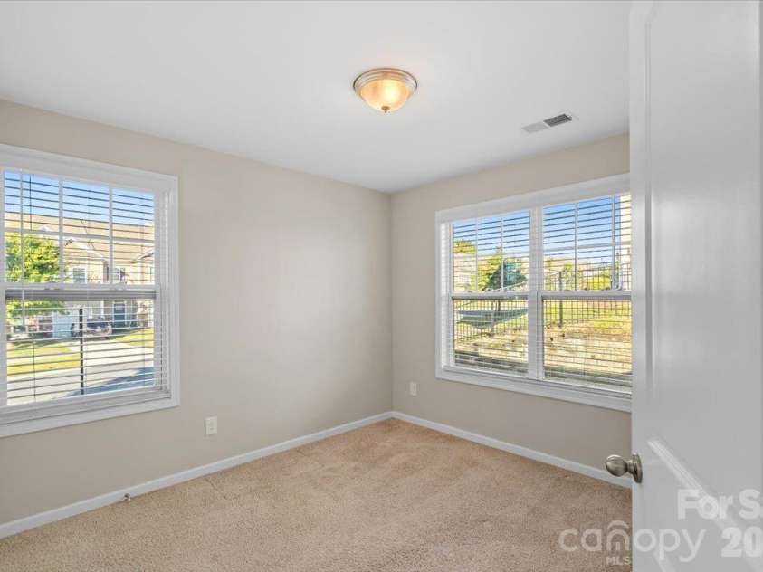 6556 Harris River Way, Charlotte, NC 28269.  MLS# CAR4434472, YatesRealty ID 56939. 
