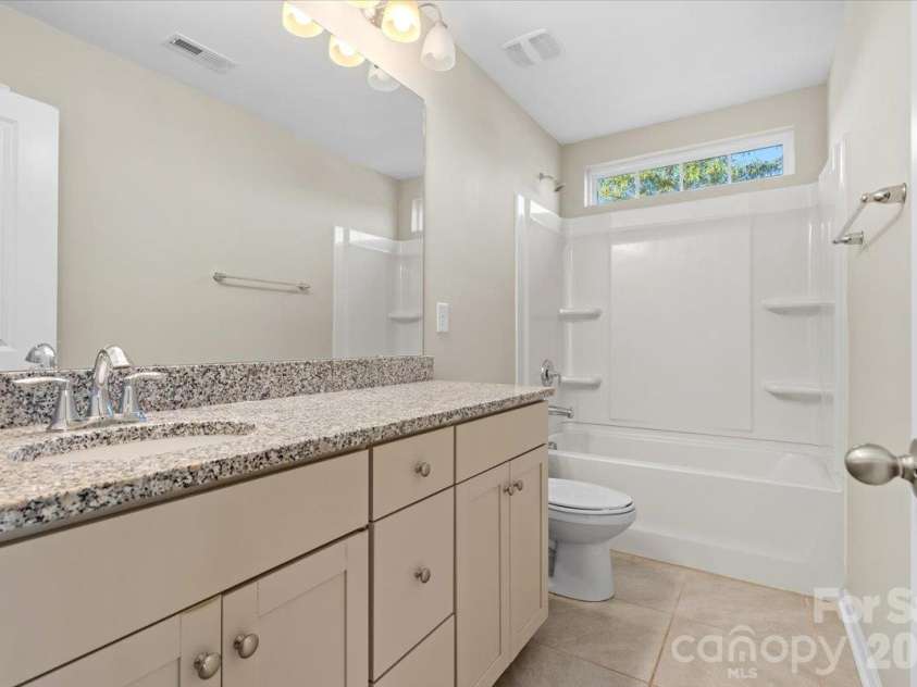 6556 Harris River Way, Charlotte, NC 28269.  MLS# CAR4434472, YatesRealty ID 56939. 