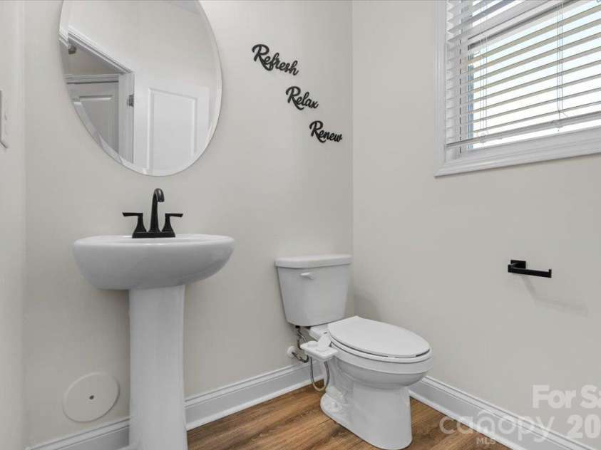 6556 Harris River Way, Charlotte, NC 28269.  MLS# CAR4434472, YatesRealty ID 56939. 