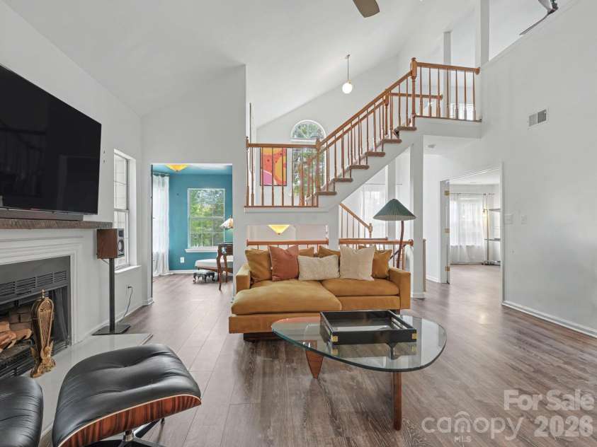 6000 Gray Gate Lane, Charlotte, NC 28210.  MLS# CAR4434446, YatesRealty ID 56940. 