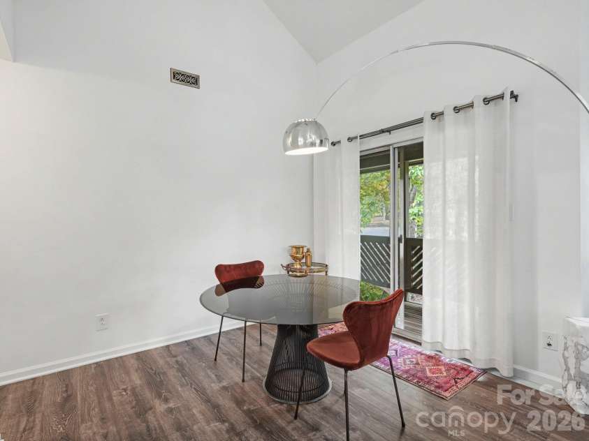 6000 Gray Gate Lane, Charlotte, NC 28210.  MLS# CAR4434446, YatesRealty ID 56940. 