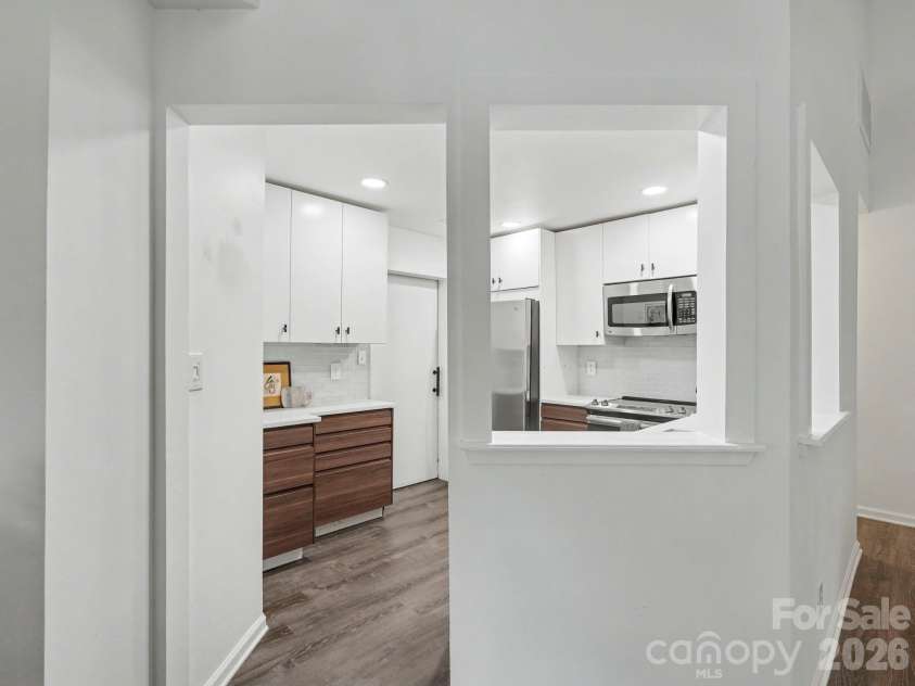 6000 Gray Gate Lane, Charlotte, NC 28210.  MLS# CAR4434446, YatesRealty ID 56940. 