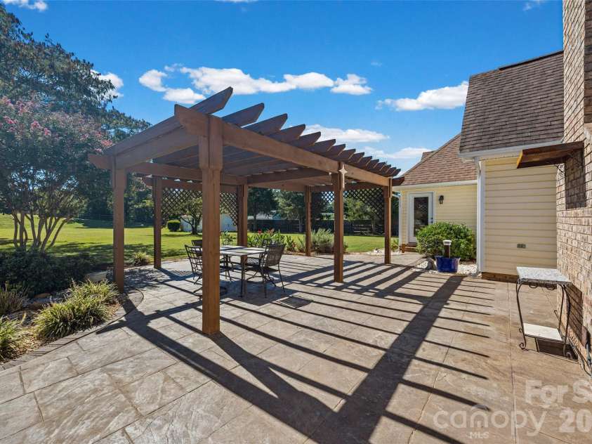 3117 Monte Drive, Monroe, NC 28110.  MLS# CAR4434474, YatesRealty ID 56942. 