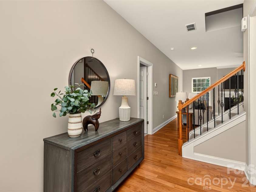 1217 Williamstown Road, Matthews, NC 28105.  MLS# CAR4434245, YatesRealty ID 56945. 