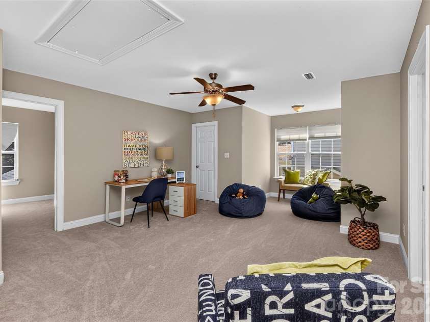 1217 Williamstown Road, Matthews, NC 28105.  MLS# CAR4434245, YatesRealty ID 56945. 