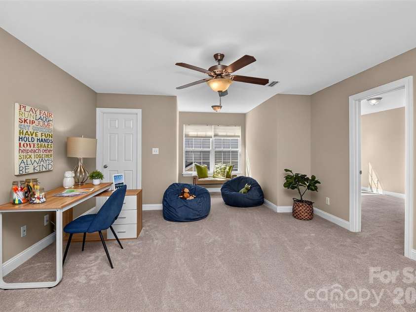 1217 Williamstown Road, Matthews, NC 28105.  MLS# CAR4434245, YatesRealty ID 56945. 