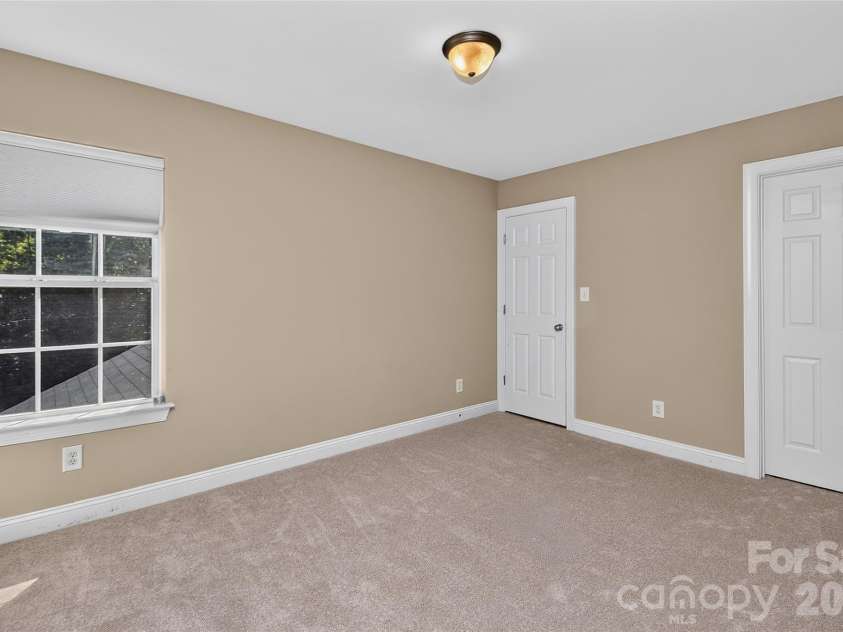 1217 Williamstown Road, Matthews, NC 28105.  MLS# CAR4434245, YatesRealty ID 56945. 