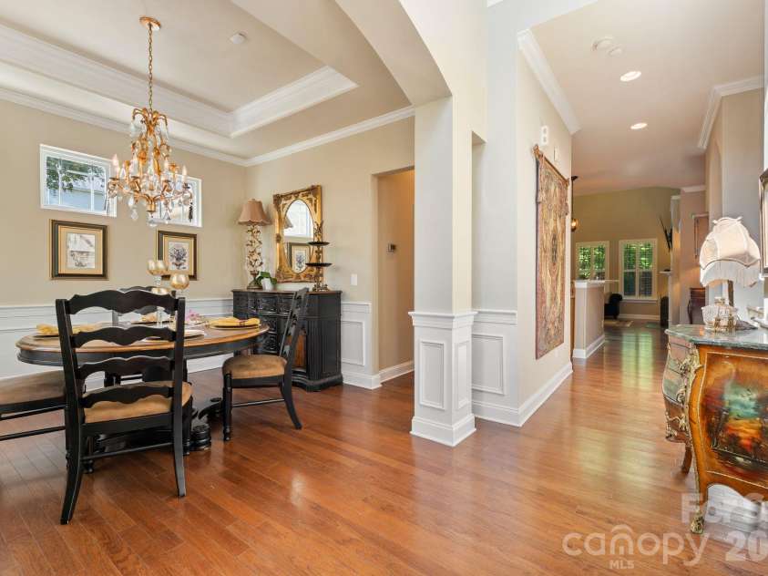 8011 Cottsbrooke Drive, Huntersville, NC 28078.  MLS# CAR4434421, YatesRealty ID 56946. 