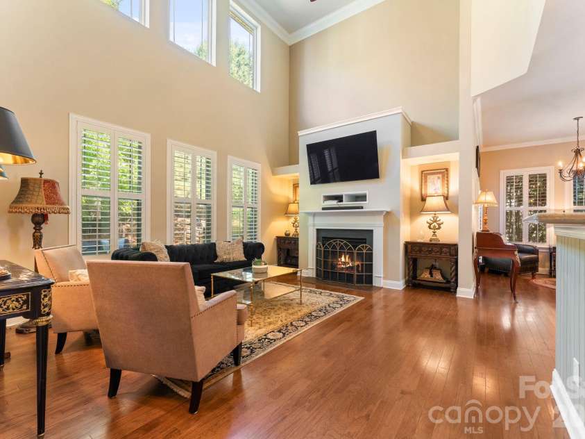 8011 Cottsbrooke Drive, Huntersville, NC 28078.  MLS# CAR4434421, YatesRealty ID 56946. 